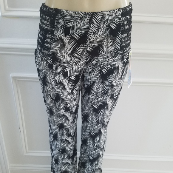 Straight leg pants - Picture 3 of 8